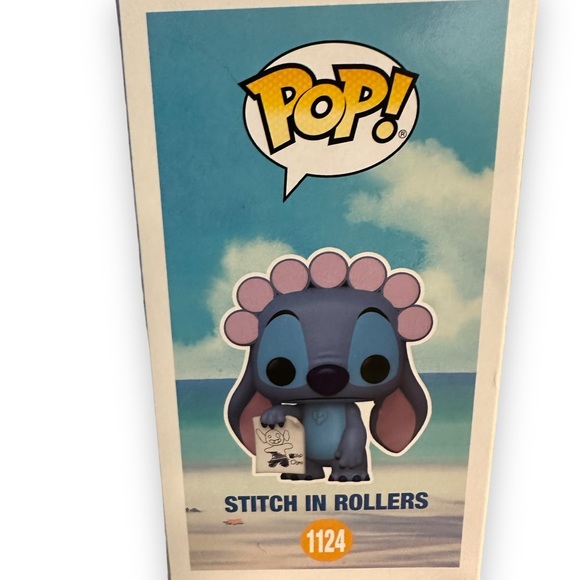 Funko Pop Disney NYCC Share Exclusive : STITCH IN ROLLERS #1124 Vinyl "MINT" - Picture 2 of 5